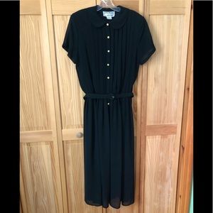 Donna Morgan for Non Stop, Division of Leslie Fay Cos, Inc. Black polyester